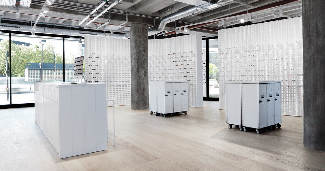 Магазин / 11:00-21:00 / Антоновича, 1