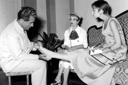 Salvatore Ferragamo — шик и грация родом из Италии. Salvatore Ferragamo — шик и грация родом из Италии.